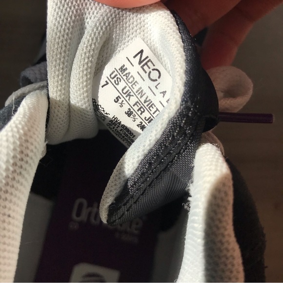 Adidas Black High Tops - Picture 4 of 4